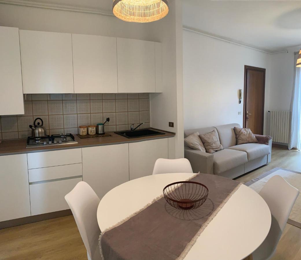 Clo Apartment Toscolano Maderno Luaran gambar